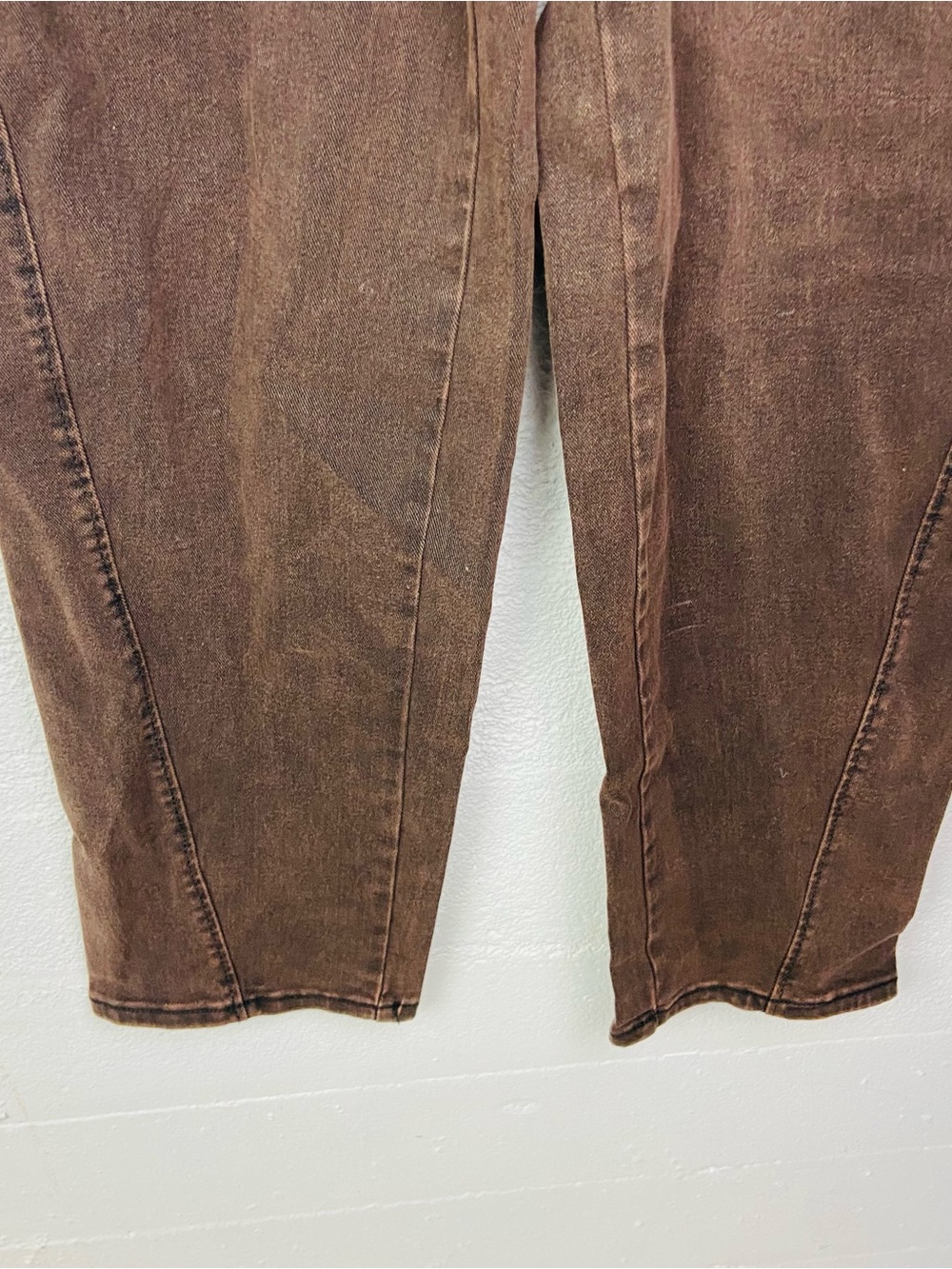NWT Time and Tru Women’s Brown High Rise barrew Jeans size 12 - Picture 9 of 14